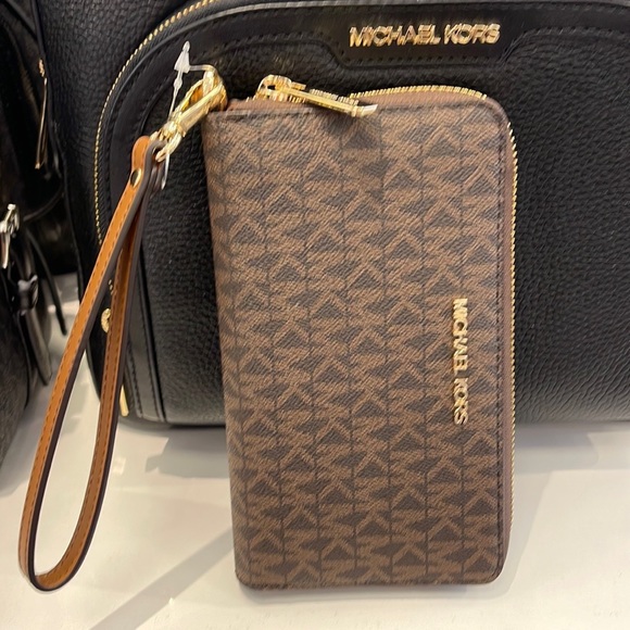 Michael Kors MK Signature Large Flat Multi-Function Phone Case Wallet Wristlet - Picture 6 of 16